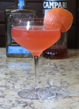 Siesta Cocktail with a grapefruit peel garnish